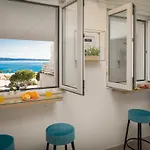 Imperium Ii - Beachfront Znjan Split