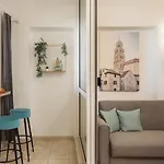 Lägenhet Imperium Ii - Beachfront Znjan Split