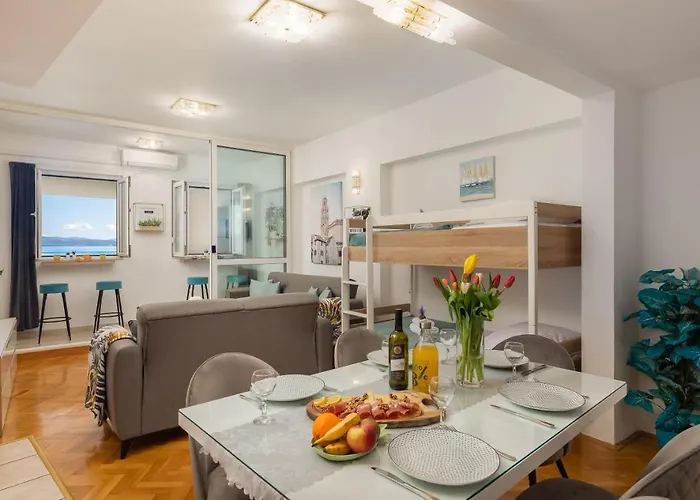 Imperium Ii - Beachfront Znjan Split